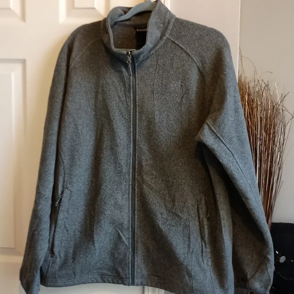 The North Face Fleece Jacket Full Zip Gray Mens XL Lightweight Warm‎ Outerwear